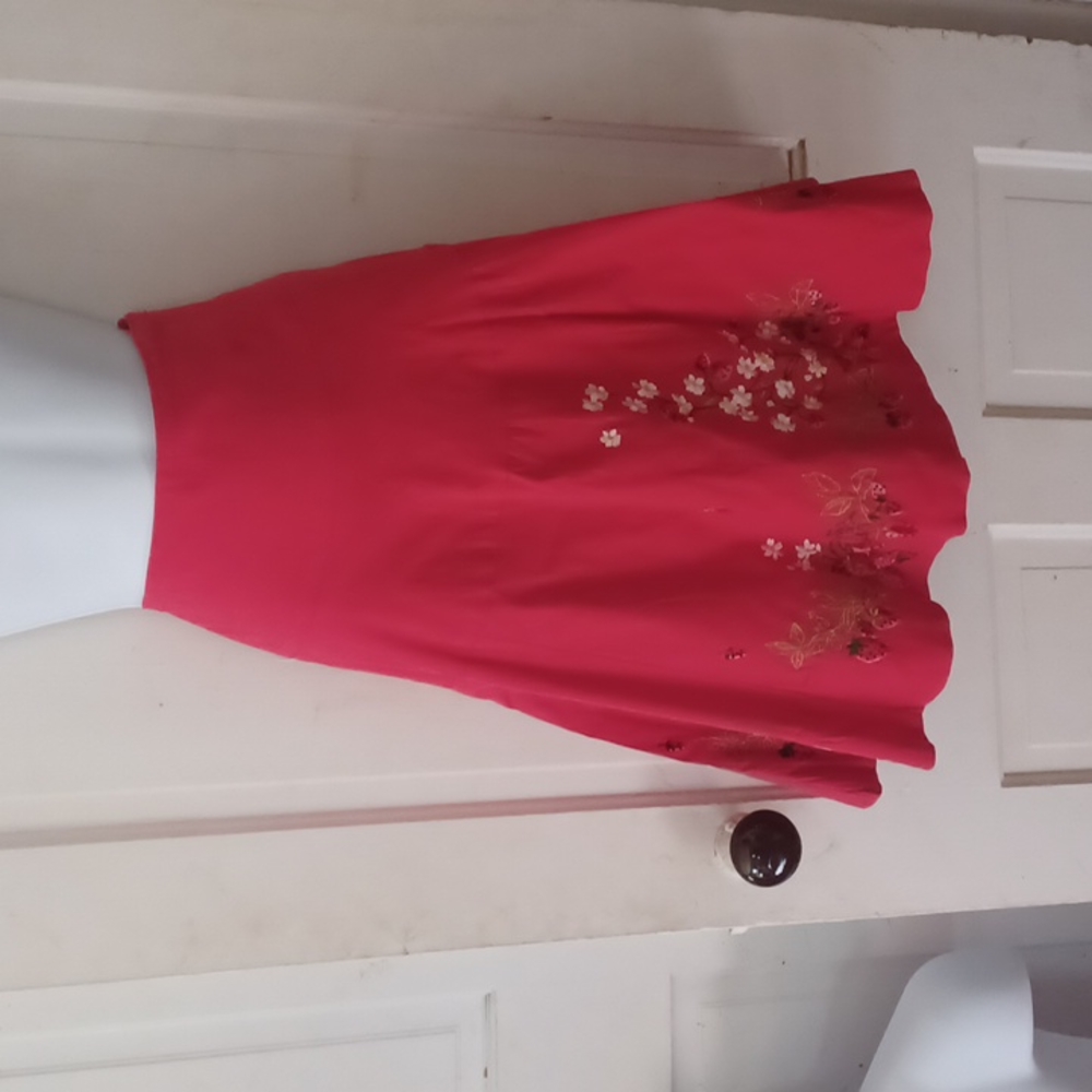 Red Embroidered Pesaman New York Skirt